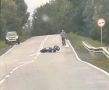 Превысил скорость и упал. Вчера вечером на 69 км автодороги «Медвежьегорск-Толвуя-Великая Губа» пострадал водитель мопеда