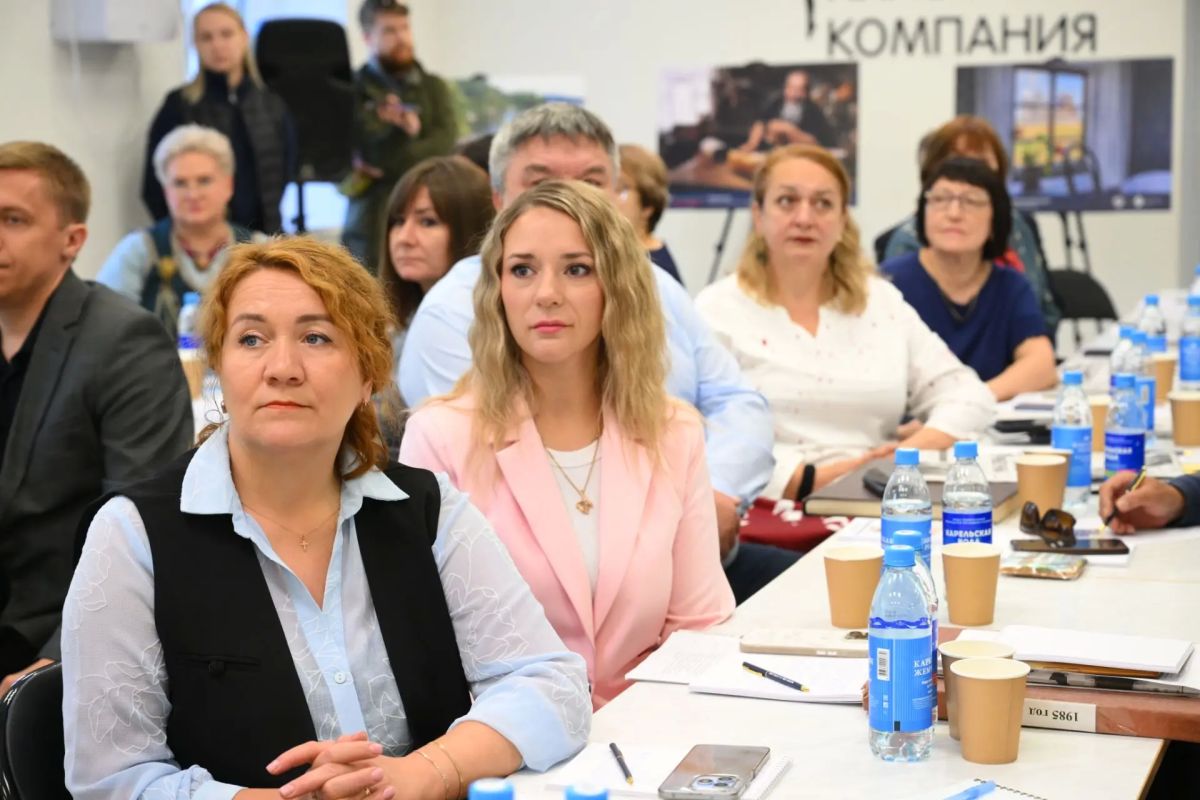 Артур Парфенчиков: В Суоярви сегодня проходит форум муниципальных СМИ Артур Парфенчиков: В Суоярви сегодня проходит форум муниципальных СМИ