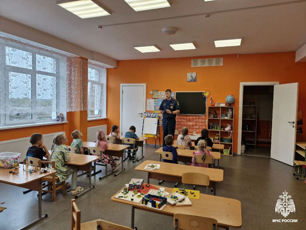 Профилактическая беседа с детьми в МОУ «Кайпинская начальная общеобразовательная школа-сад» Профилактическая беседа с детьми в МОУ «Кайпинская начальная общеобразовательная школа-сад»