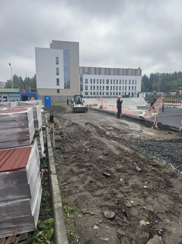 Колыхматова: Продолжаем благоустройство территории в Добрынинском сквере! Колыхматова: Продолжаем благоустройство территории в Добрынинском сквере!