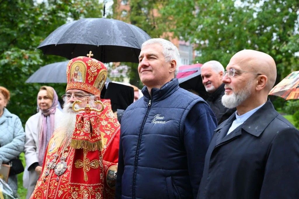 В Петрозаводске отметили День памяти великого князя Александра Невского В Петрозаводске отметили День памяти великого князя Александра Невского