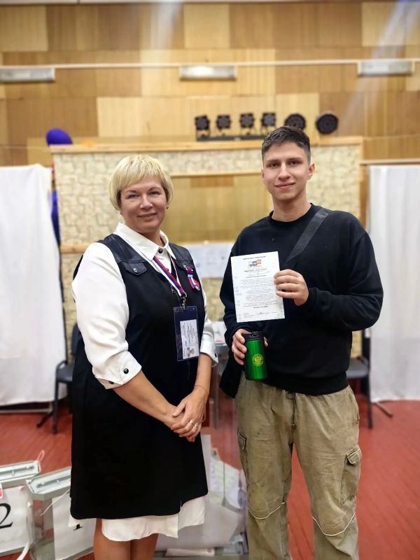 Сегодня, в первый день голосования, на избирательных участках Карелии особенно много молодых лиц Сегодня, в первый день голосования, на избирательных участках Карелии особенно много молодых лиц