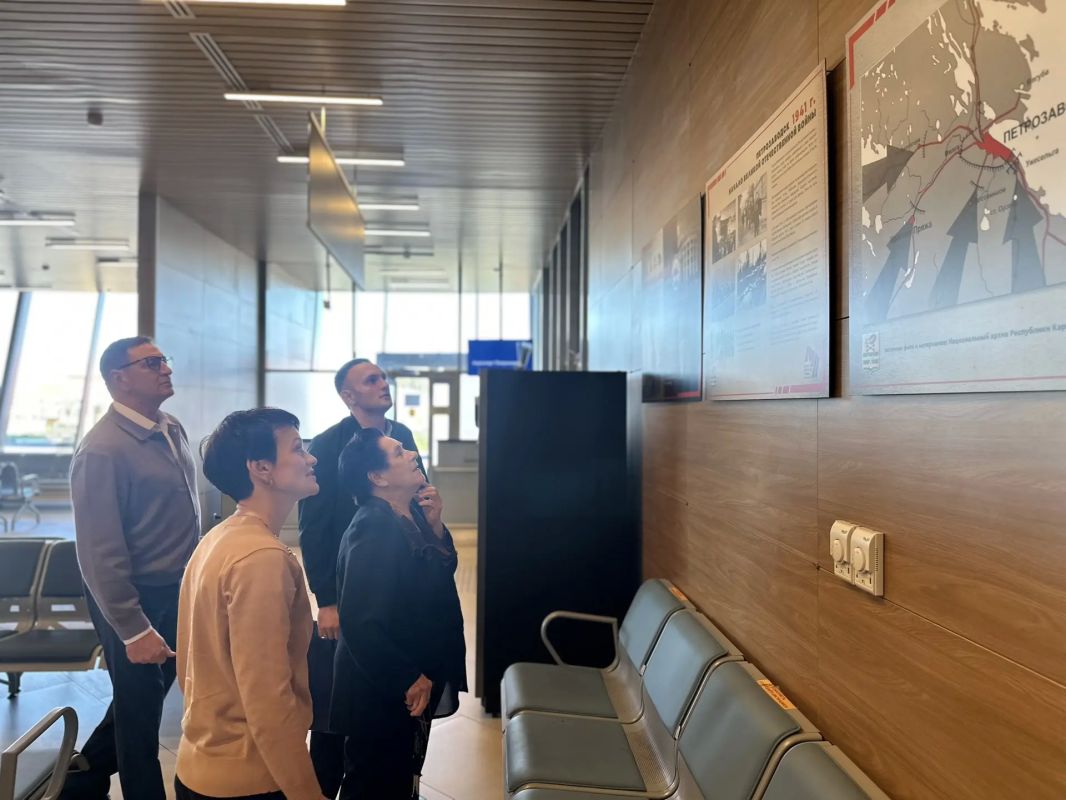 Колыхматова: Помните, в апреле мы открывали в аэропорту «Петрозаводск» выставку «Петрозаводск — Город воинской славы Колыхматова: Помните, в апреле мы открывали в аэропорту «Петрозаводск» выставку «Петрозаводск — Город воинской славы