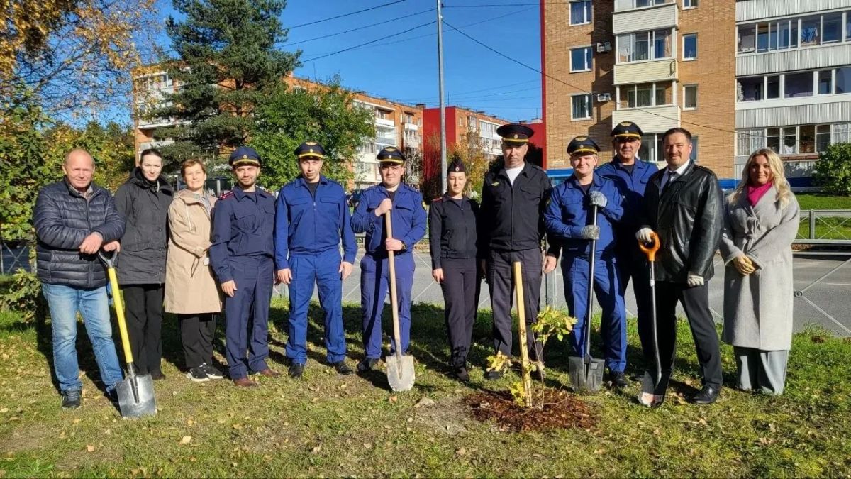 Работники органов прокуратуры республики приняли участие в торжественных мероприятиях, посвящённых празднованию 82-й годовщины освобождения республики от немецко-фашистских и финских захватчиков Работники органов прокуратуры республики приняли участие в торжественных мероприятиях, посвящённых празднованию 82-й годовщины освобождения республики от немецко-фашистских и финских захватчиков