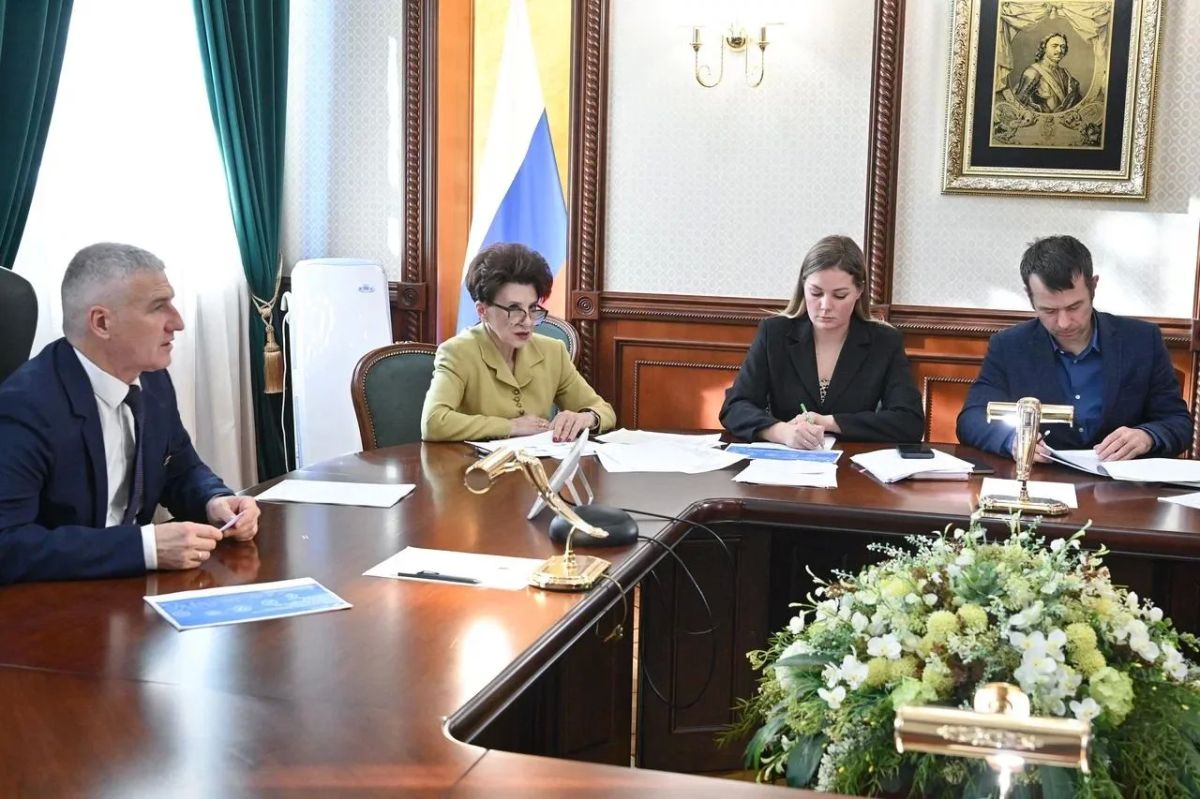 Руководитель Росреестра Олег Скуфинский в режиме ВКС провел совещание с главой Республики Карелия Артуром Парфенчиковым, в ходе которого обсудили реализацию в регионе поручений Президента и Правительства Российской... Руководитель Росреестра Олег Скуфинский в режиме ВКС провел совещание с главой Республики Карелия Артуром Парфенчиковым, в ходе которого обсудили реализацию в регионе поручений Президента и Правительства Российской...