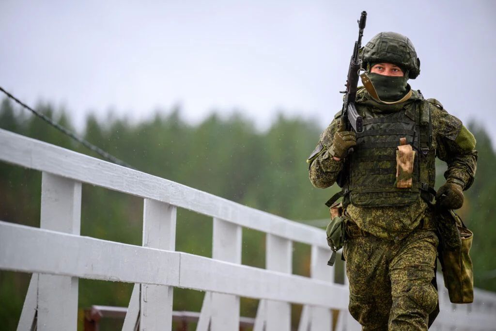 Карельские добровольцы обучаются противодействию беспилотникам Карельские добровольцы обучаются противодействию беспилотникам