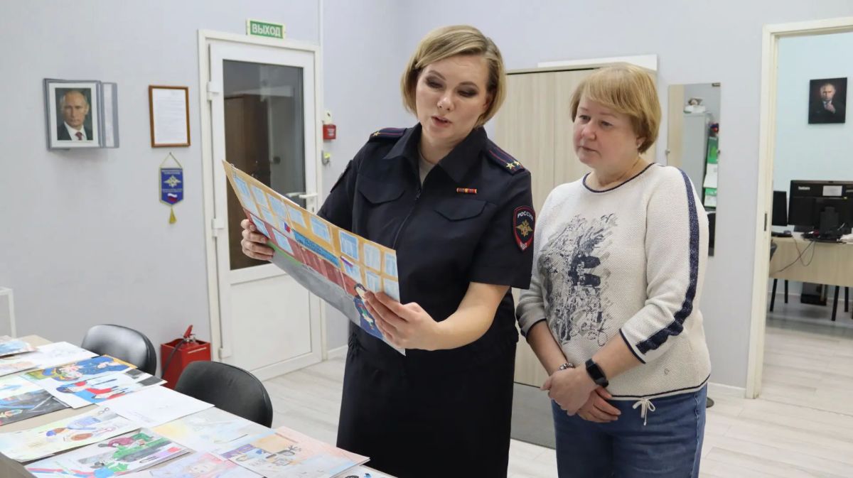 Подведены итоги регионального этапа конкурса детского рисунка «Мои родители работают в полиции» Подведены итоги регионального этапа конкурса детского рисунка «Мои родители работают в полиции»