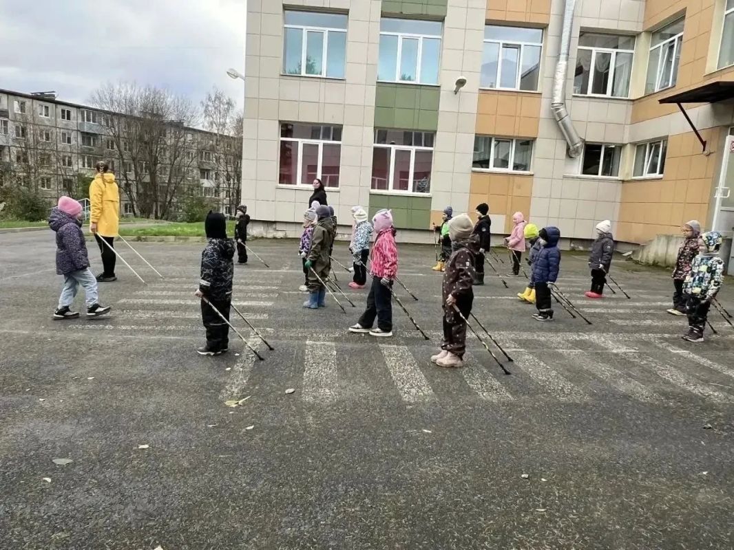 Колыхматова: В детских садах Петрозаводска стартовал проект «Сканди-малыши»! Колыхматова: В детских садах Петрозаводска стартовал проект «Сканди-малыши»!