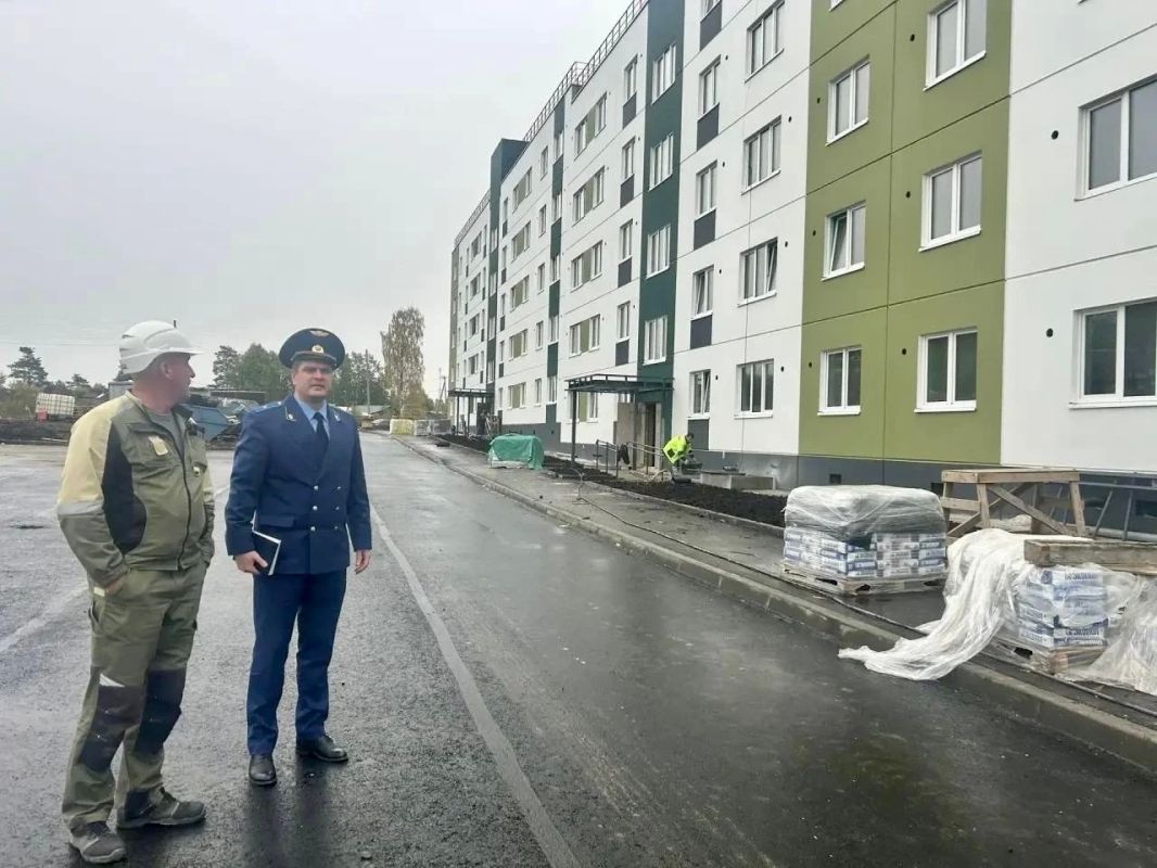Органы прокуратуры республики обеспечивают надзорное сопровождение реализации региональной программы по переселению граждан из аварийного жилищного фонда