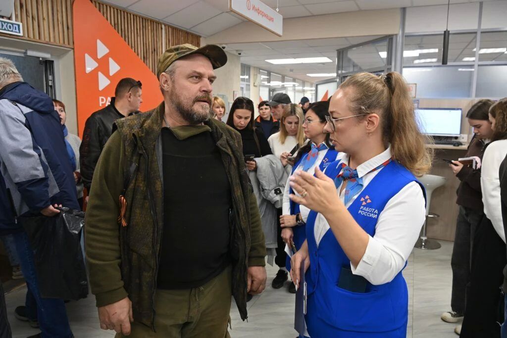 От рабочих специальностей до руководящих должностей: в Карелии ветеранам СВО помогают найти работу От рабочих специальностей до руководящих должностей: в Карелии ветеранам СВО помогают найти работу