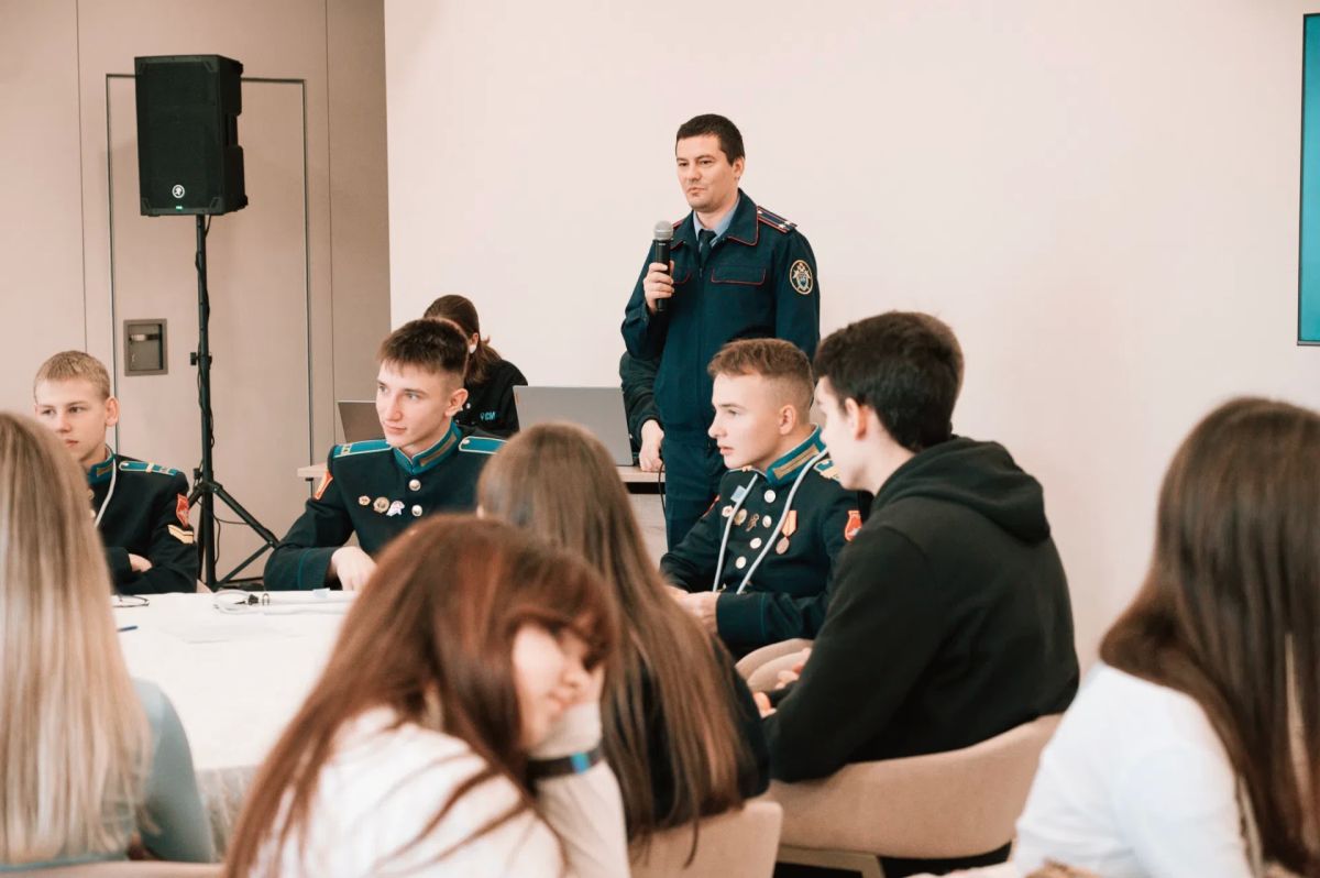 Представитель следственного управления принял участие в молодежном образовательном форуме «Созидай» Представитель следственного управления принял участие в молодежном образовательном форуме «Созидай»
